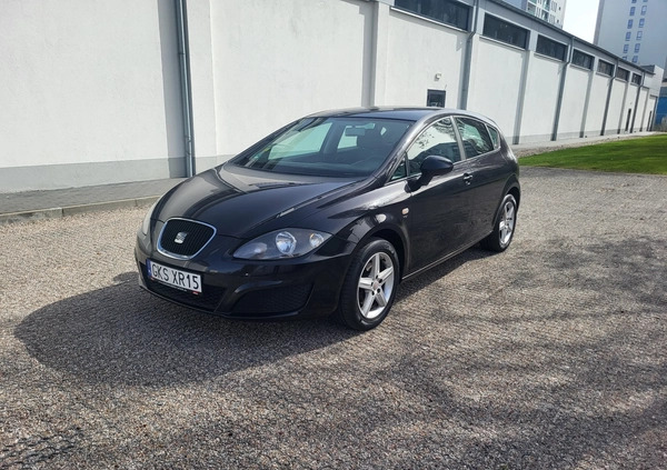 Seat Leon cena 18990 przebieg: 206500, rok produkcji 2011 z Gdańsk małe 137